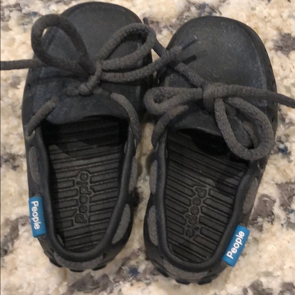 People water shoe for toddler - Picture 2 of 3